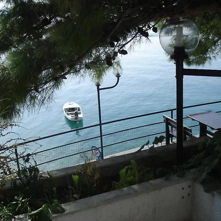 Guest house Aga 2*