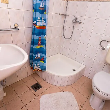 Guest house Aga 2*