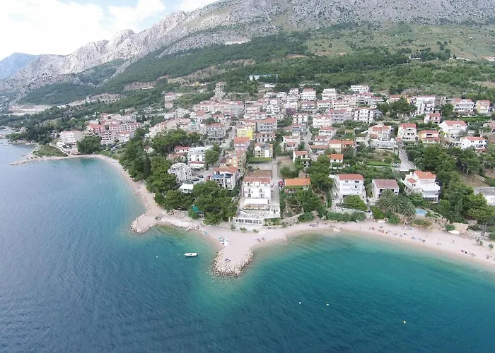 Aga Omiš